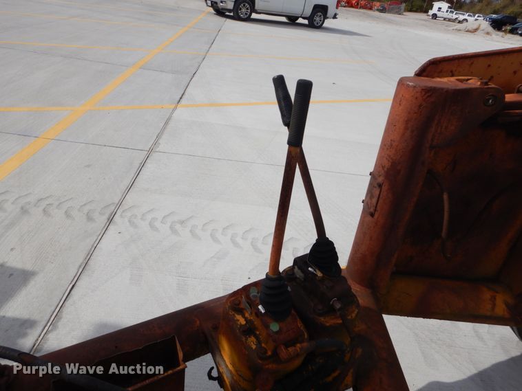 image for item DI1028 1962 Truck Equipment Co 14T reel trailer