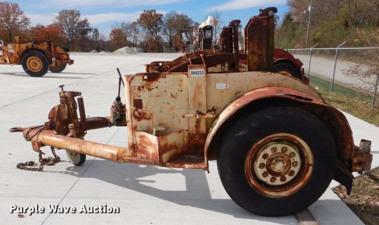 image for item DI1029 1979 Eaton Metal Products TCR14E reel trailer