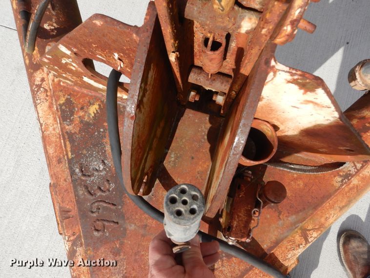 image for item DI1029 1979 Eaton Metal Products TCR14E reel trailer