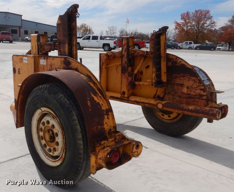 image for item DI1035 1966 Eaton Metal Products TCR14T reel trailer