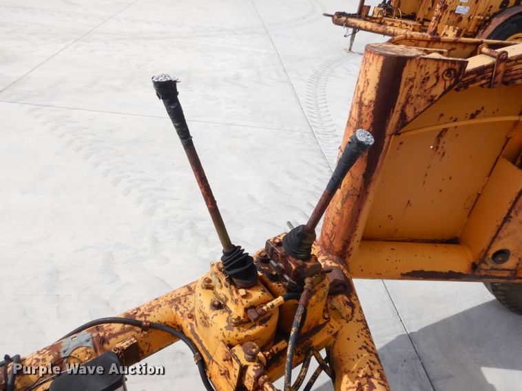 image for item DI1035 1966 Eaton Metal Products TCR14T reel trailer