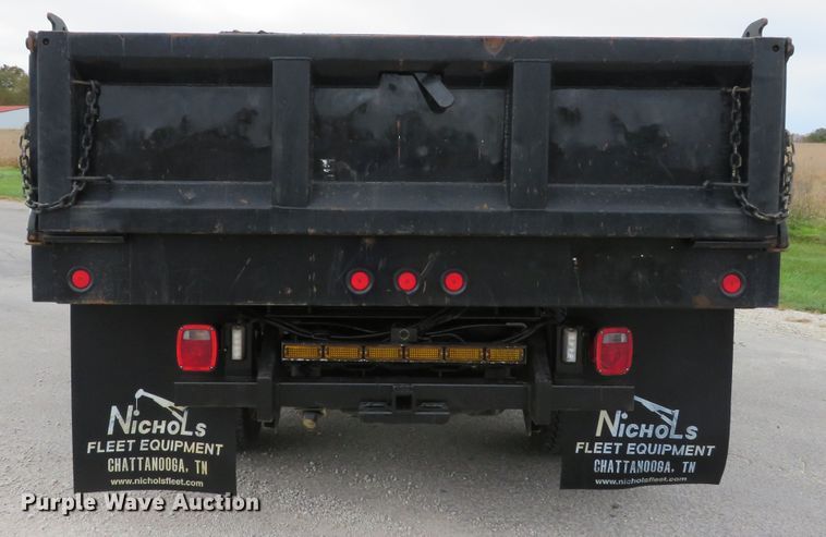 image for item DI3781 2016 Dodge Ram 5500HD  dump truck