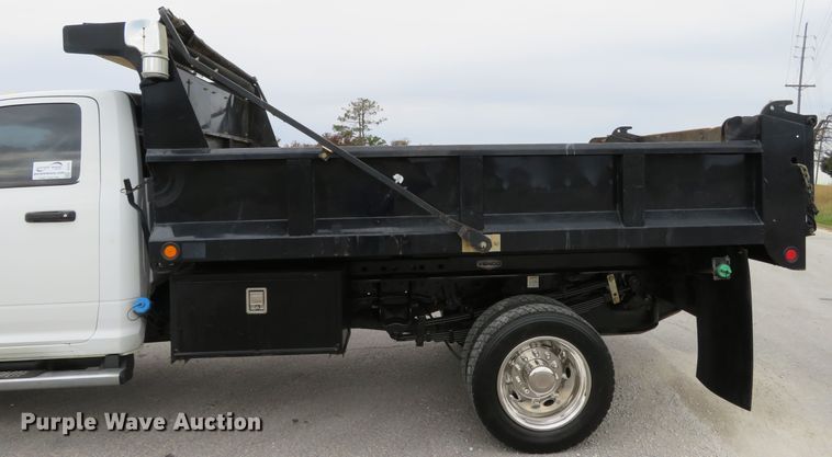 image for item DI3781 2016 Dodge Ram 5500HD  dump truck