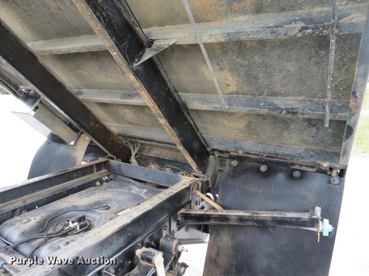 image for item DI3781 2016 Dodge Ram 5500HD  dump truck