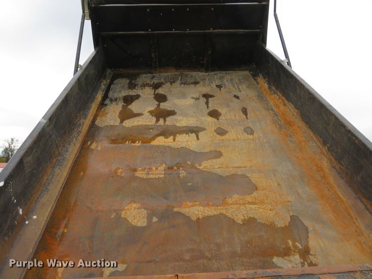 image for item DI3781 2016 Dodge Ram 5500HD  dump truck