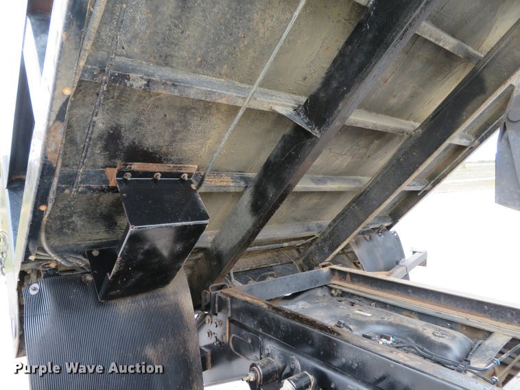 image for item DI3781 2016 Dodge Ram 5500HD  dump truck