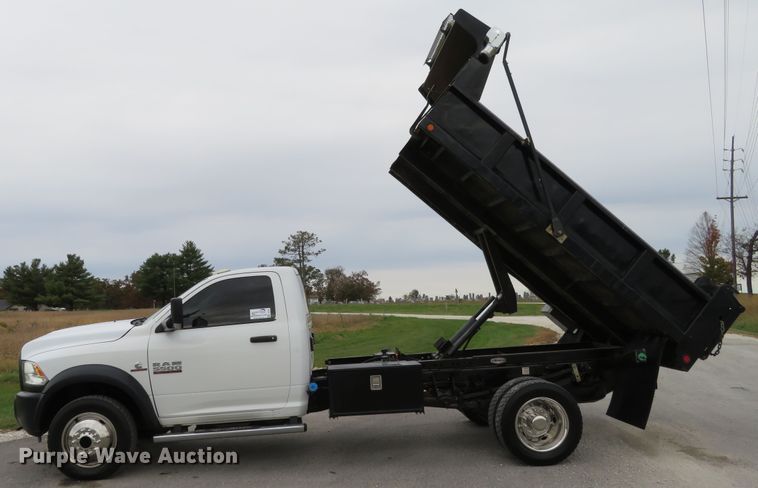 image for item DI3781 2016 Dodge Ram 5500HD  dump truck