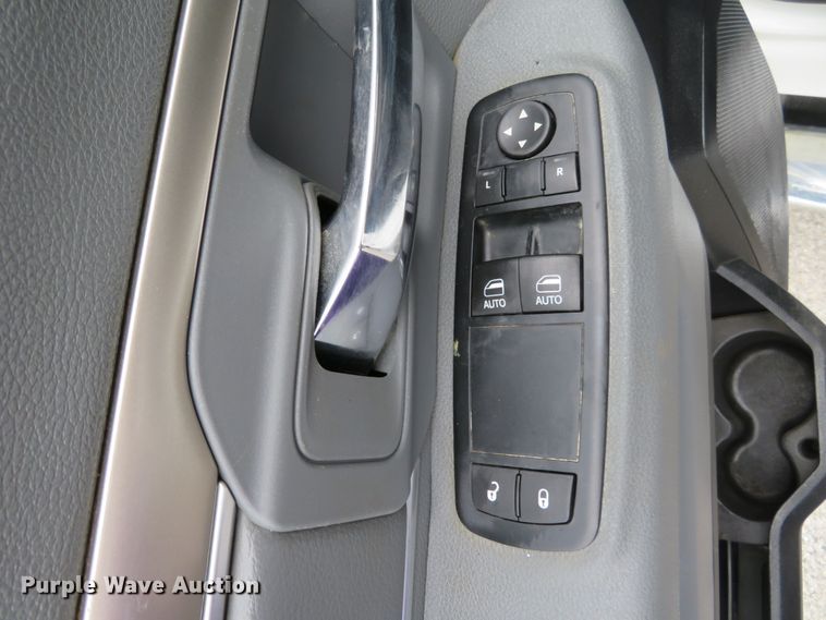 image for item DI3781 2016 Dodge Ram 5500HD  dump truck