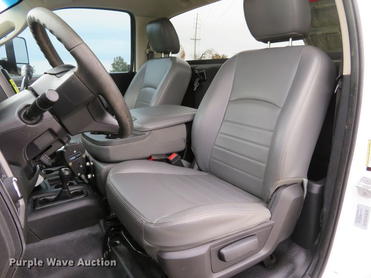 image for item DI3781 2016 Dodge Ram 5500HD  dump truck