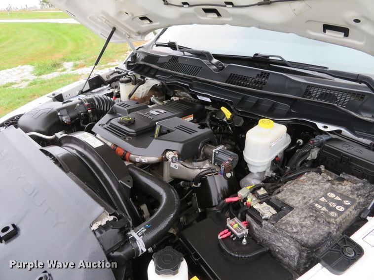 image for item DI3781 2016 Dodge Ram 5500HD  dump truck