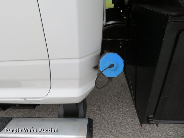 image for item DI3781 2016 Dodge Ram 5500HD  dump truck