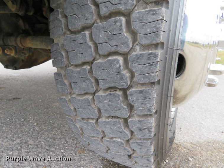 image for item DI3781 2016 Dodge Ram 5500HD  dump truck