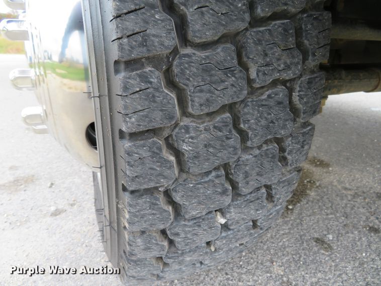 image for item DI3781 2016 Dodge Ram 5500HD  dump truck