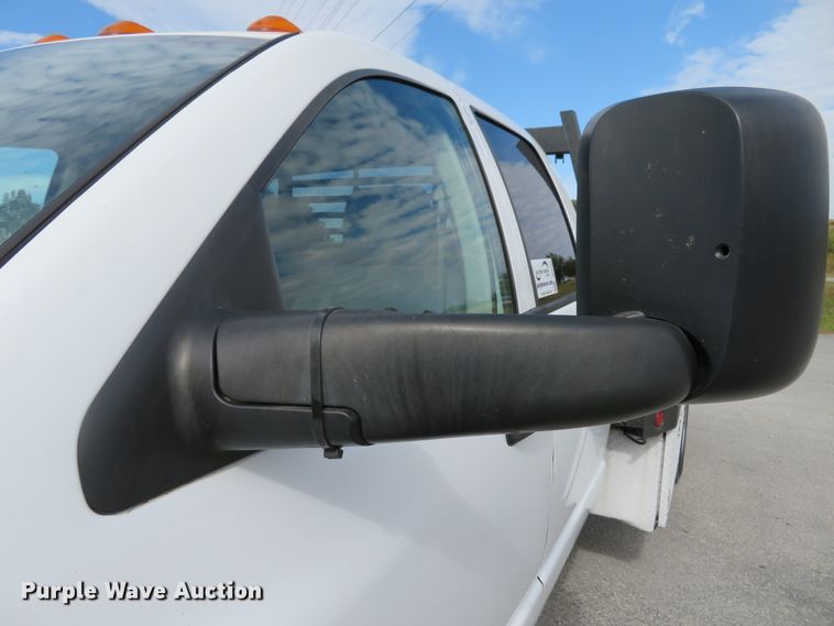 image for item DI3784 2008 Dodge Ram 5500HD  Crew Cab flatbed truck