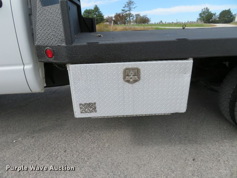 image for item DI3784 2008 Dodge Ram 5500HD  Crew Cab flatbed truck