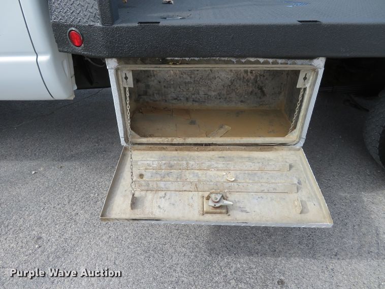 image for item DI3784 2008 Dodge Ram 5500HD  Crew Cab flatbed truck