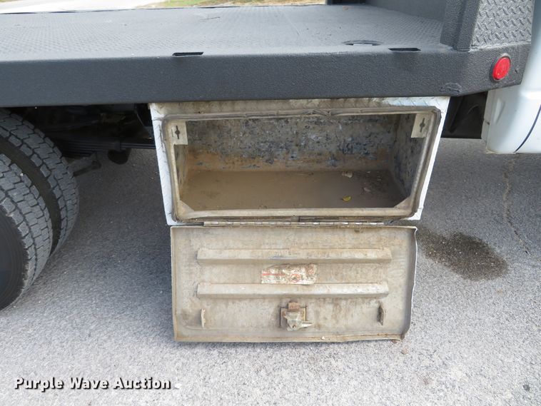 image for item DI3784 2008 Dodge Ram 5500HD  Crew Cab flatbed truck