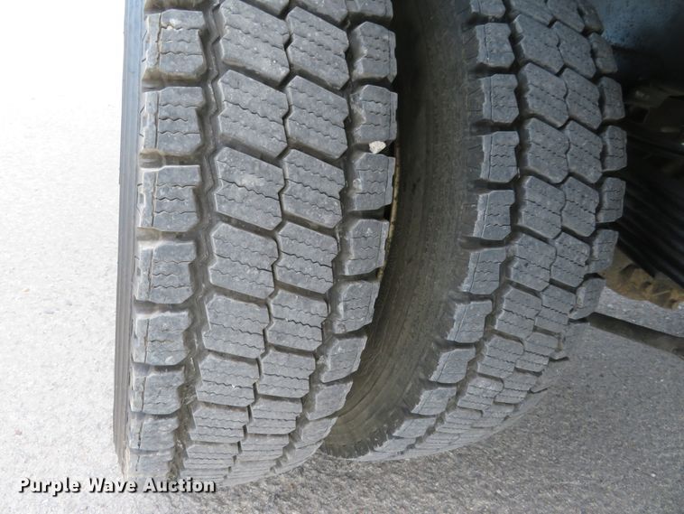 image for item DI3784 2008 Dodge Ram 5500HD  Crew Cab flatbed truck