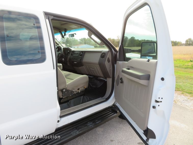image for item DI3786 2008 Ford F450 Super Duty XL  SuperCab utility truck