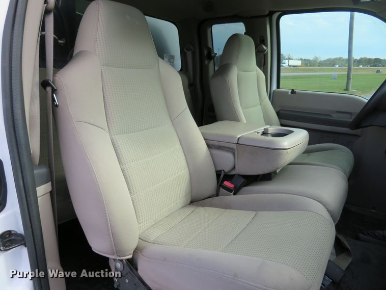 image for item DI3786 2008 Ford F450 Super Duty XL  SuperCab utility truck