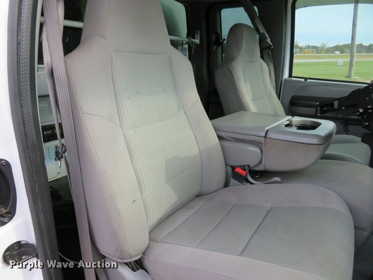 image for item DI3787 2007 Ford F450 Super Duty XL  SuperCab utility truck