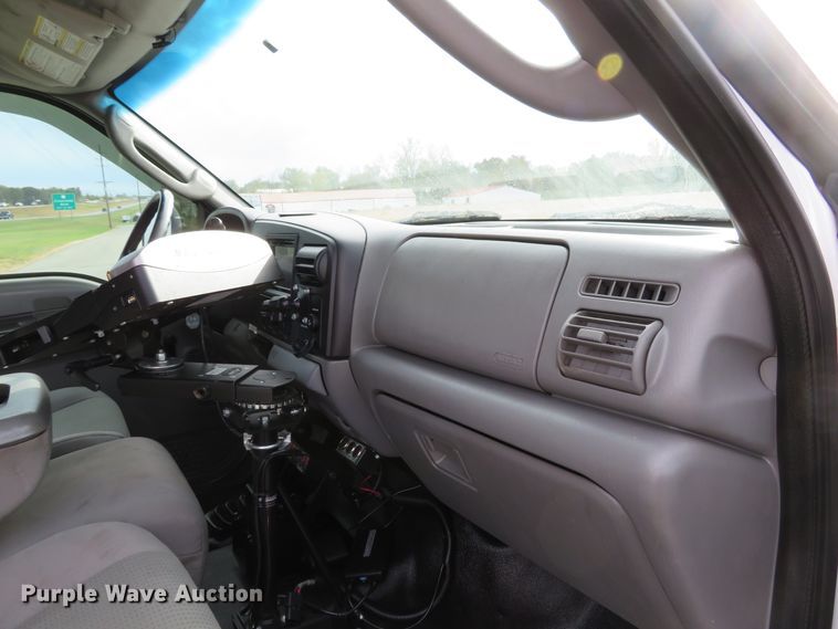 image for item DI3787 2007 Ford F450 Super Duty XL  SuperCab utility truck