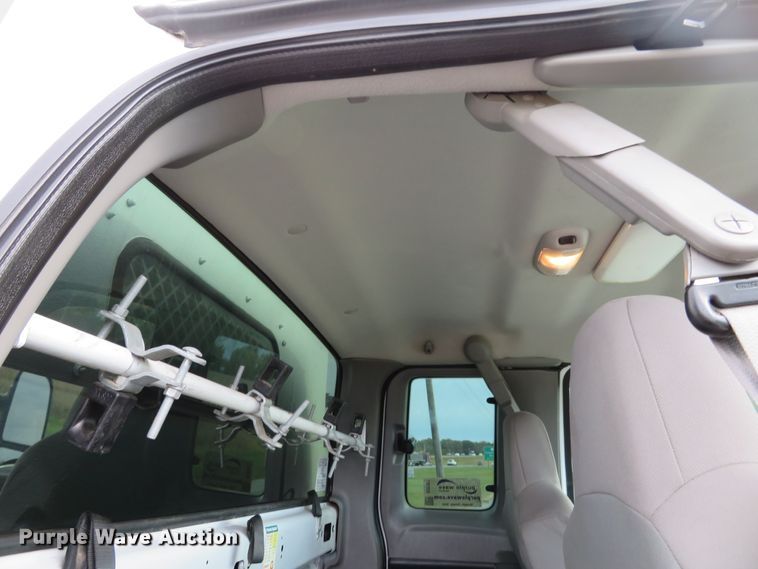 image for item DI3787 2007 Ford F450 Super Duty XL  SuperCab utility truck