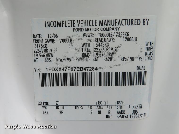 image for item DI3787 2007 Ford F450 Super Duty XL  SuperCab utility truck