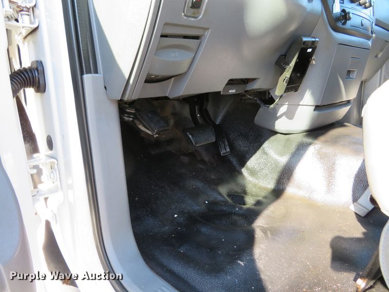 image for item DI3793 2008 Dodge Ram 5500HD  Crew Cab utility truck