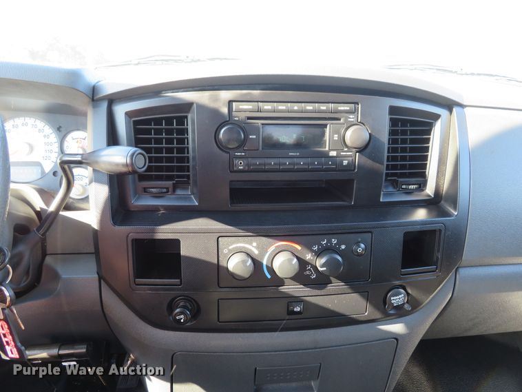 image for item DI3793 2008 Dodge Ram 5500HD  Crew Cab utility truck