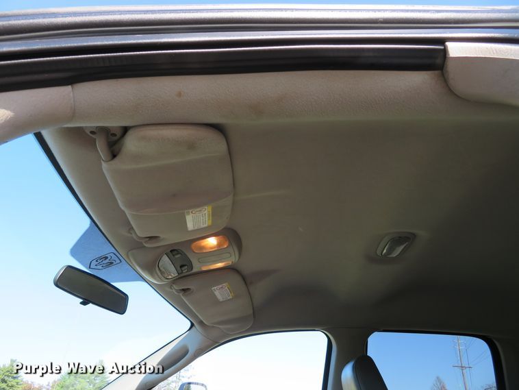 image for item DI3793 2008 Dodge Ram 5500HD  Crew Cab utility truck