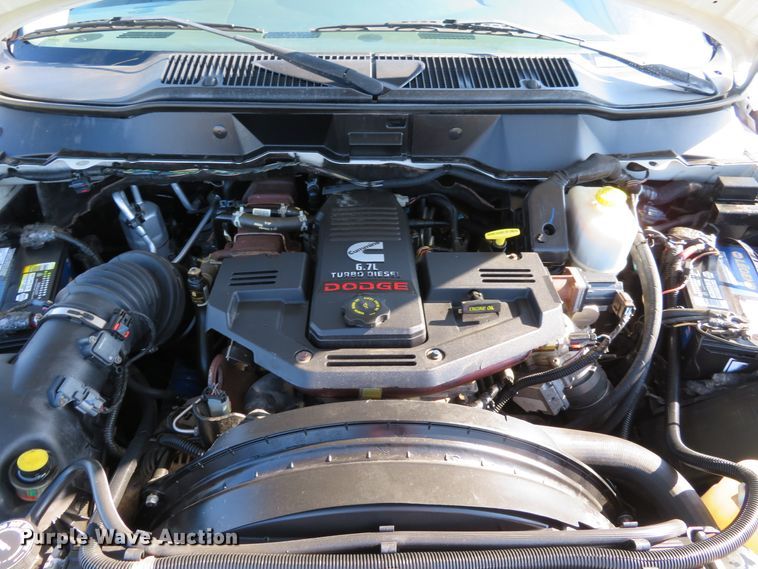 image for item DI3793 2008 Dodge Ram 5500HD  Crew Cab utility truck