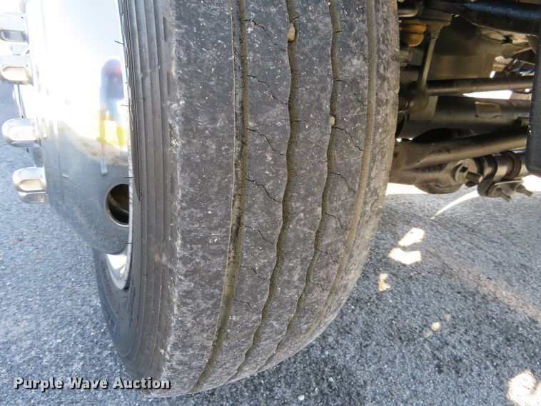 image for item DI3793 2008 Dodge Ram 5500HD  Crew Cab utility truck