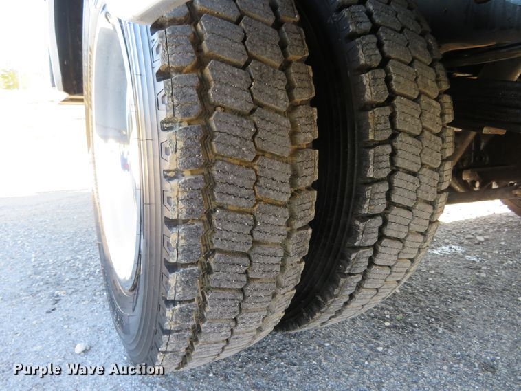 image for item DI3793 2008 Dodge Ram 5500HD  Crew Cab utility truck