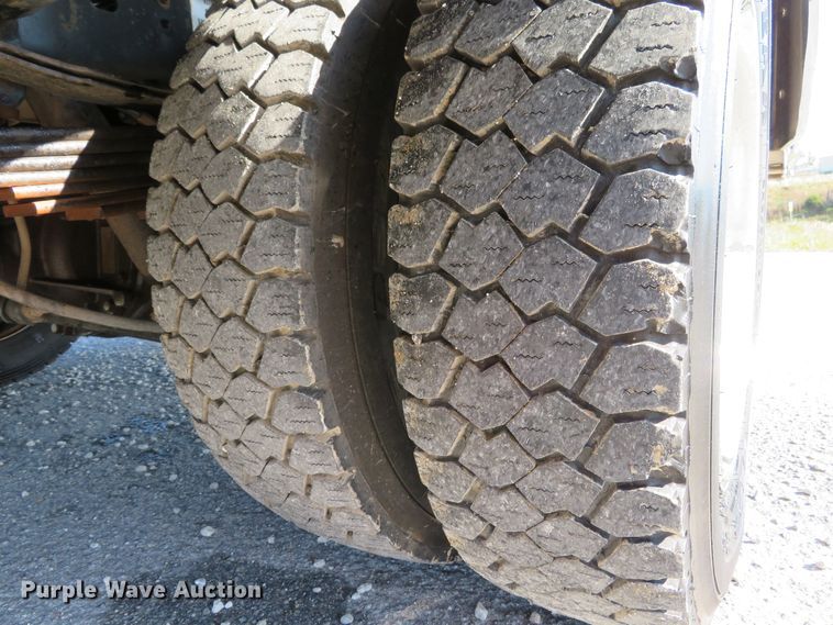 image for item DI3793 2008 Dodge Ram 5500HD  Crew Cab utility truck