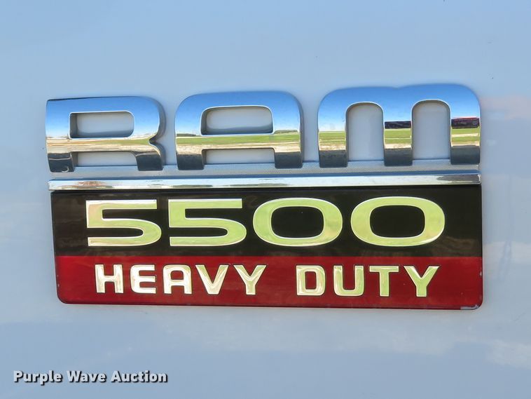 image for item DI3793 2008 Dodge Ram 5500HD  Crew Cab utility truck