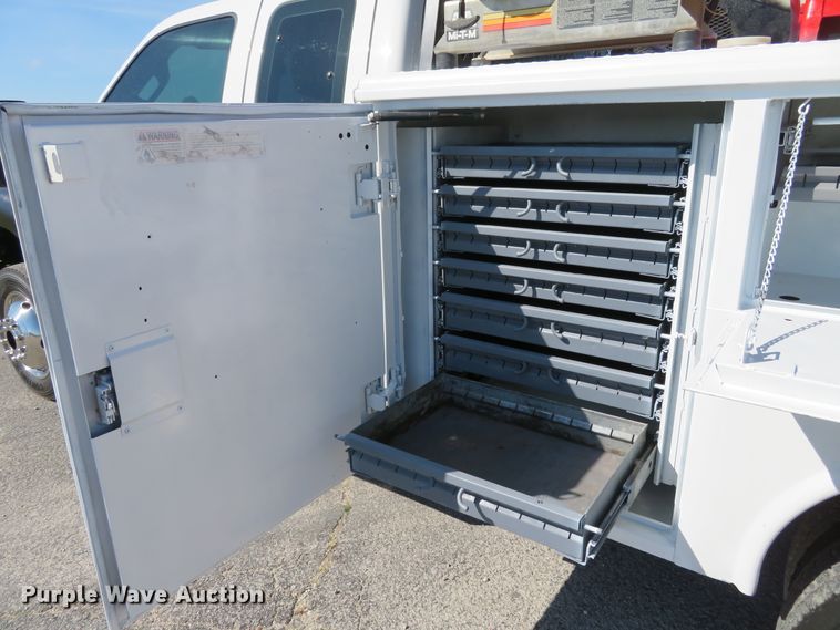 image for item DI3797 2014 Ford F450 Super Duty XL  utility truck with crane