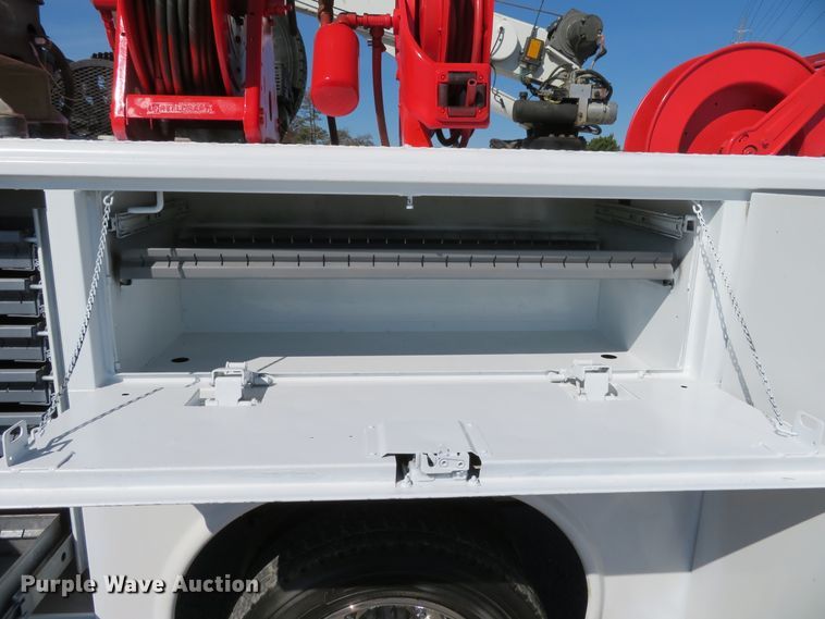 image for item DI3797 2014 Ford F450 Super Duty XL  utility truck with crane