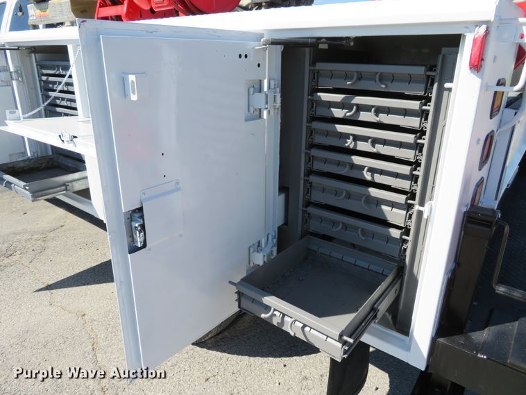 image for item DI3797 2014 Ford F450 Super Duty XL  utility truck with crane