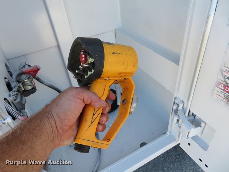 image for item DI3797 2014 Ford F450 Super Duty XL  utility truck with crane