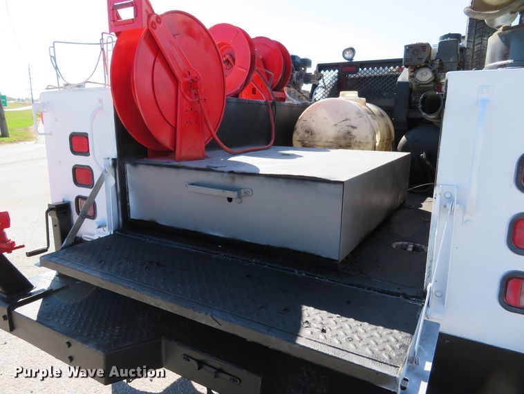 image for item DI3797 2014 Ford F450 Super Duty XL  utility truck with crane