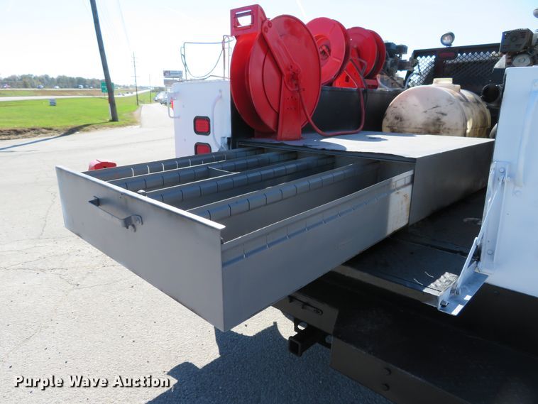 image for item DI3797 2014 Ford F450 Super Duty XL  utility truck with crane