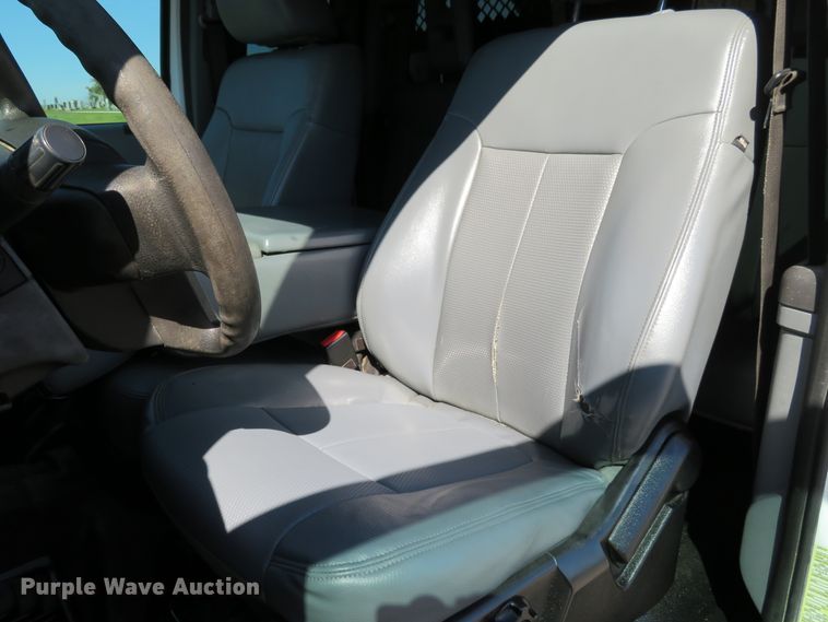 image for item DI3797 2014 Ford F450 Super Duty XL  utility truck with crane