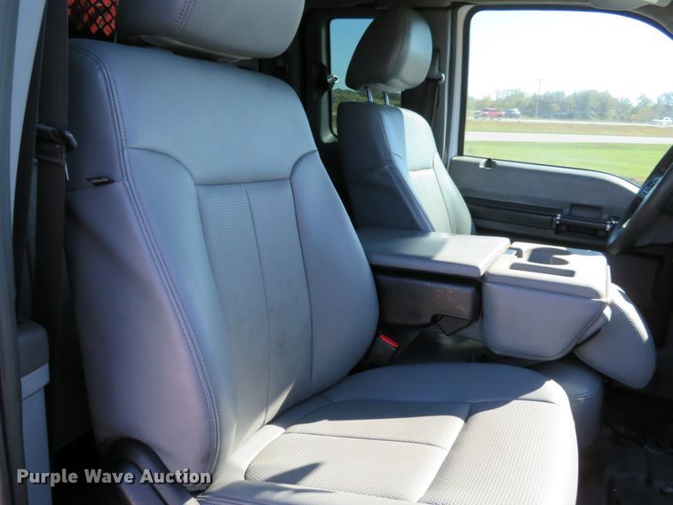 image for item DI3797 2014 Ford F450 Super Duty XL  utility truck with crane