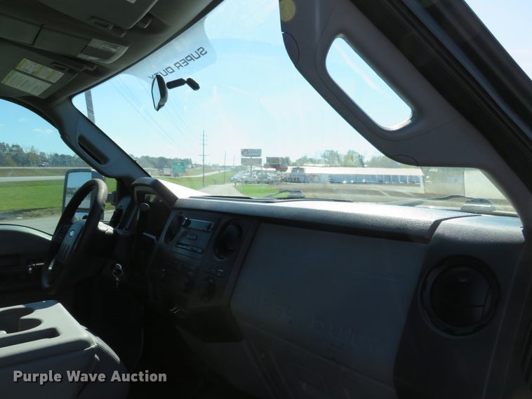 image for item DI3797 2014 Ford F450 Super Duty XL  utility truck with crane