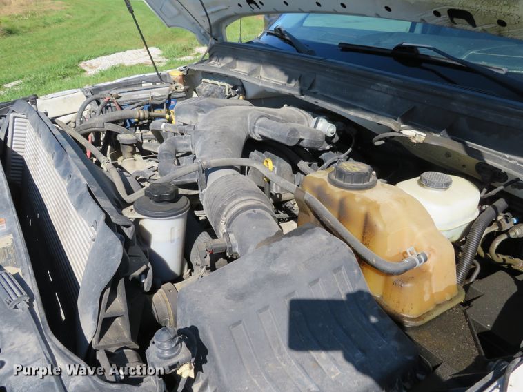 image for item DI3797 2014 Ford F450 Super Duty XL  utility truck with crane