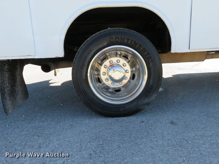 image for item DI3797 2014 Ford F450 Super Duty XL  utility truck with crane