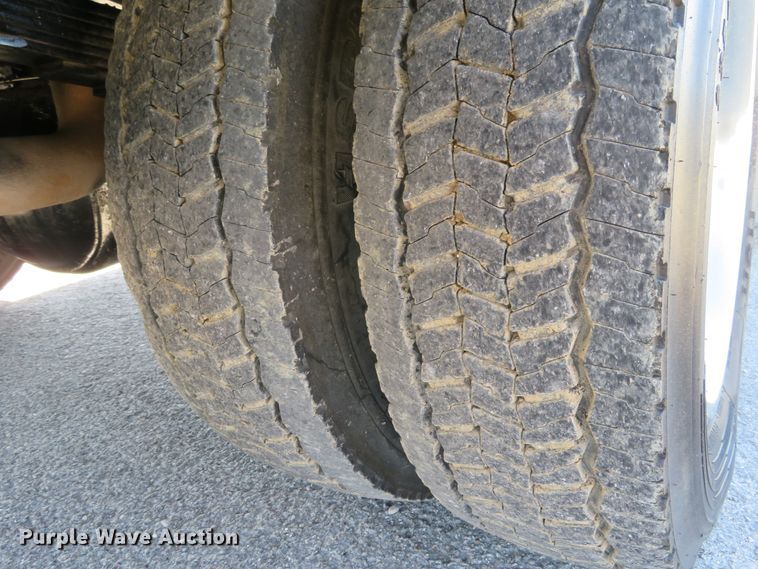 image for item DI3797 2014 Ford F450 Super Duty XL  utility truck with crane