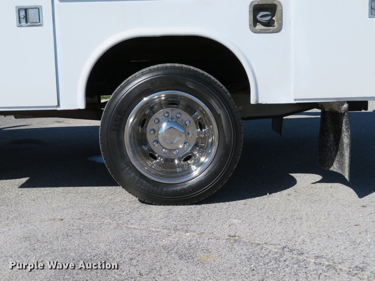 image for item DI3797 2014 Ford F450 Super Duty XL  utility truck with crane