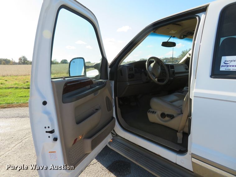 image for item DI3801 2002 Ford Excursion Limited  SUV